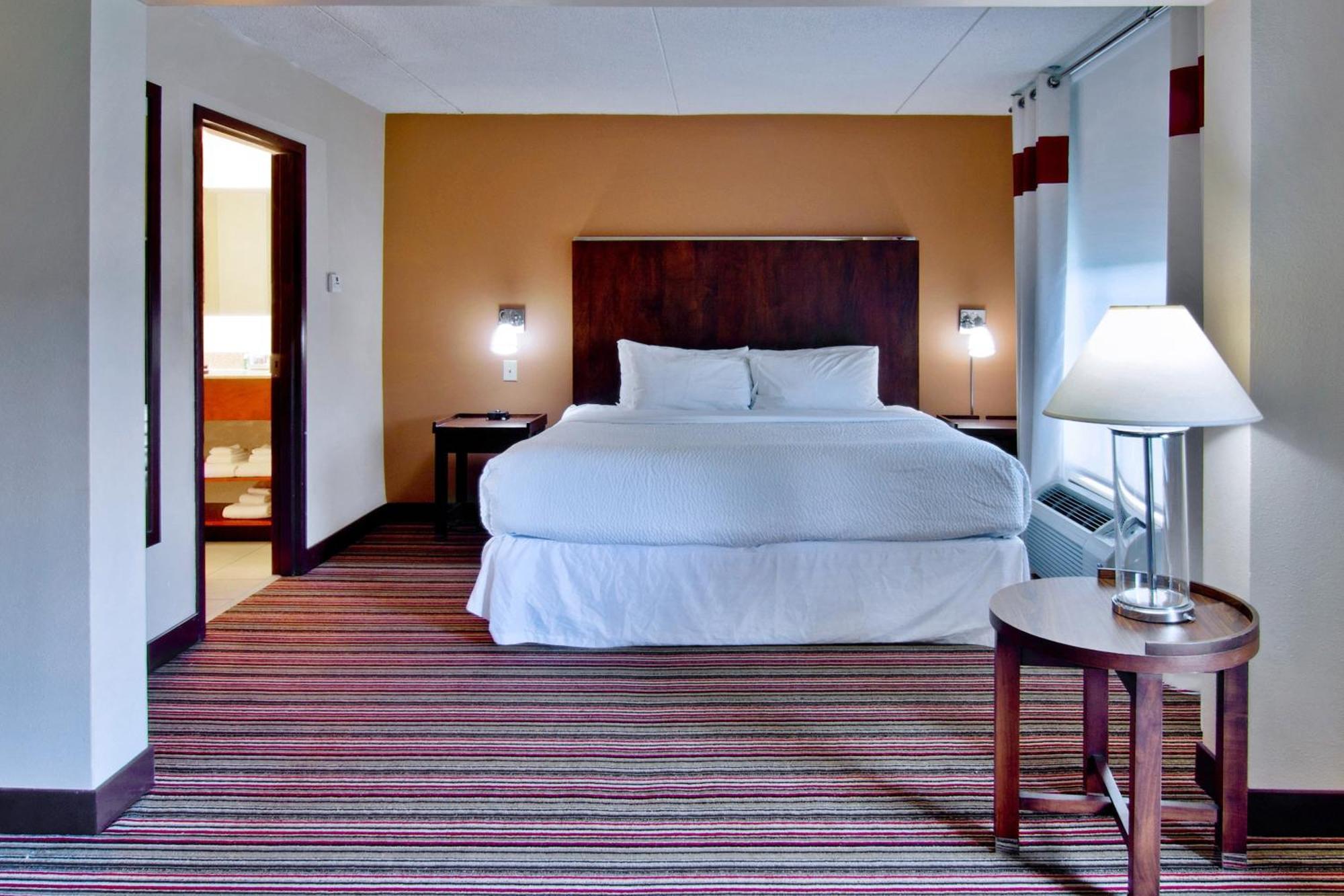 Four Points By Sheraton Nashville Airport Buitenkant foto