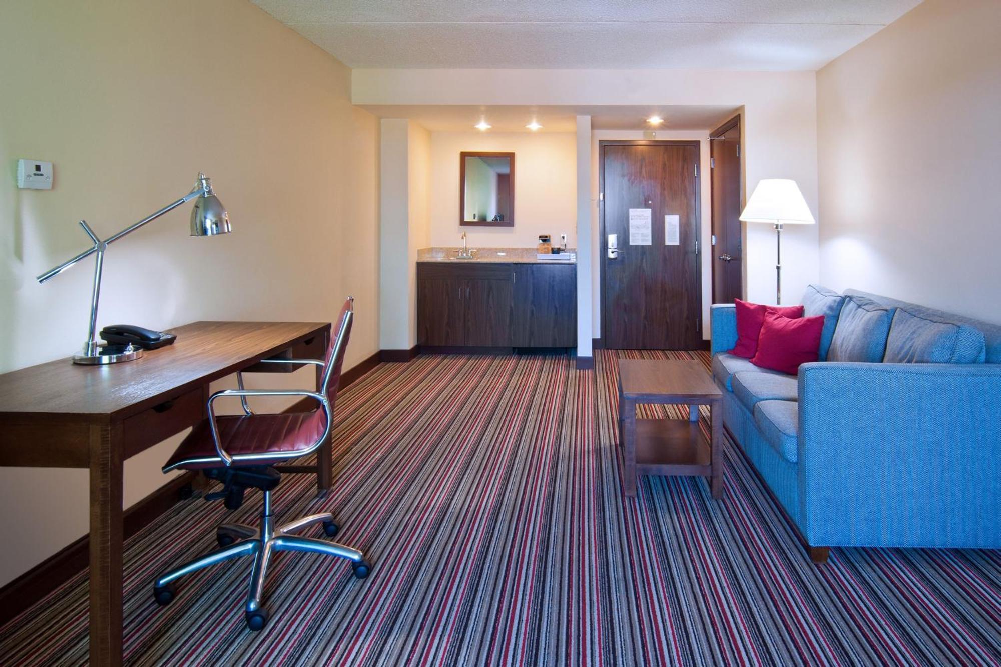 Four Points By Sheraton Nashville Airport Buitenkant foto
